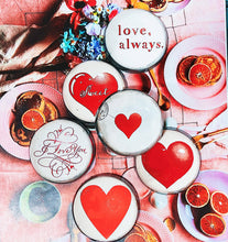 Load image into Gallery viewer, Sweet Heart French Crystal Dome Paperweight